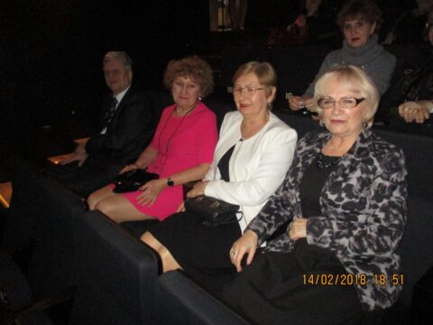 WALENTYNKI   W  OPERZE