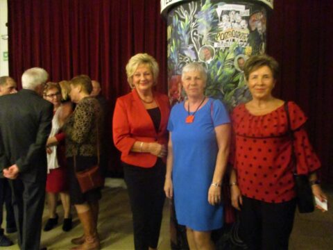WALENTYNKI  W  TEATRZE .