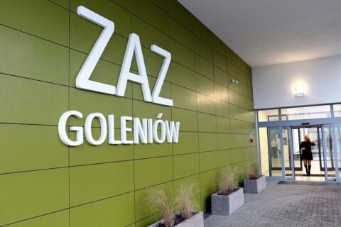 ZWIEDZAMY    Z A Z
