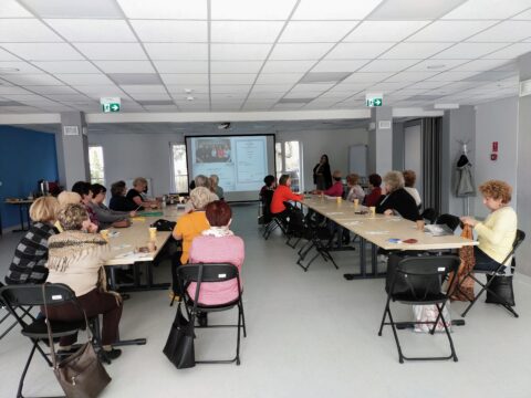 JAK SKUTECZNIE POMÓC  WŁOSOM