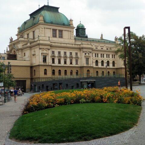 MAGICZNE KARLOVE  WARY I PILZNEŃSKI KRAJ.....