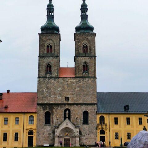 MAGICZNE KARLOVE  WARY I PILZNEŃSKI KRAJ.....