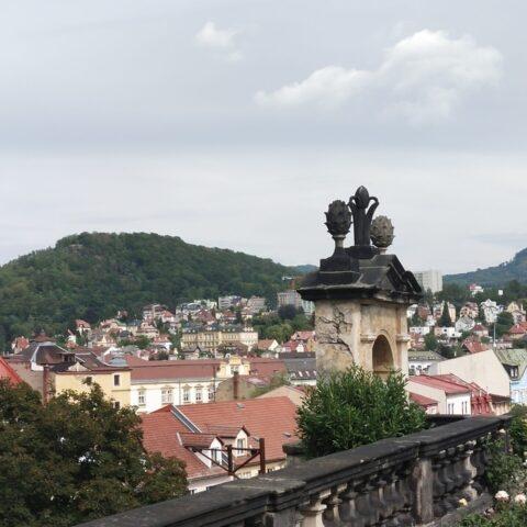 MAGICZNE KARLOVE  WARY I PILZNEŃSKI KRAJ.....