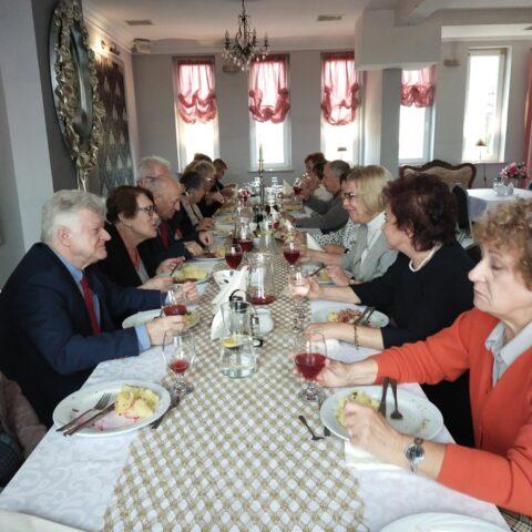 OWOCNE  SPOTKANIE   NA  SZCZYCIE .......