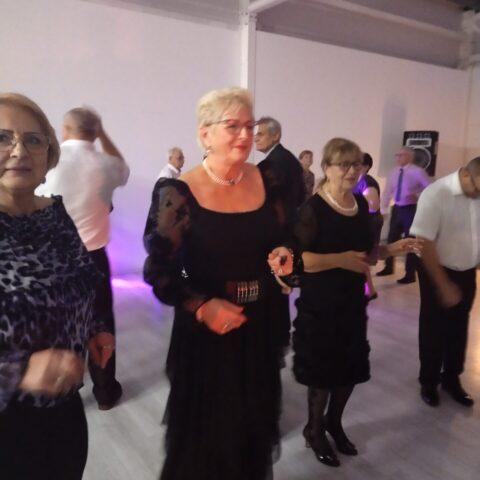 .....BAL  W  JAŚMINOWEJ