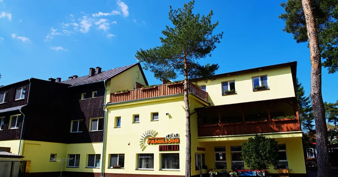 IX LETNIA SZKOŁA SENIORA IX LETNIA SZKOŁA SENIORA